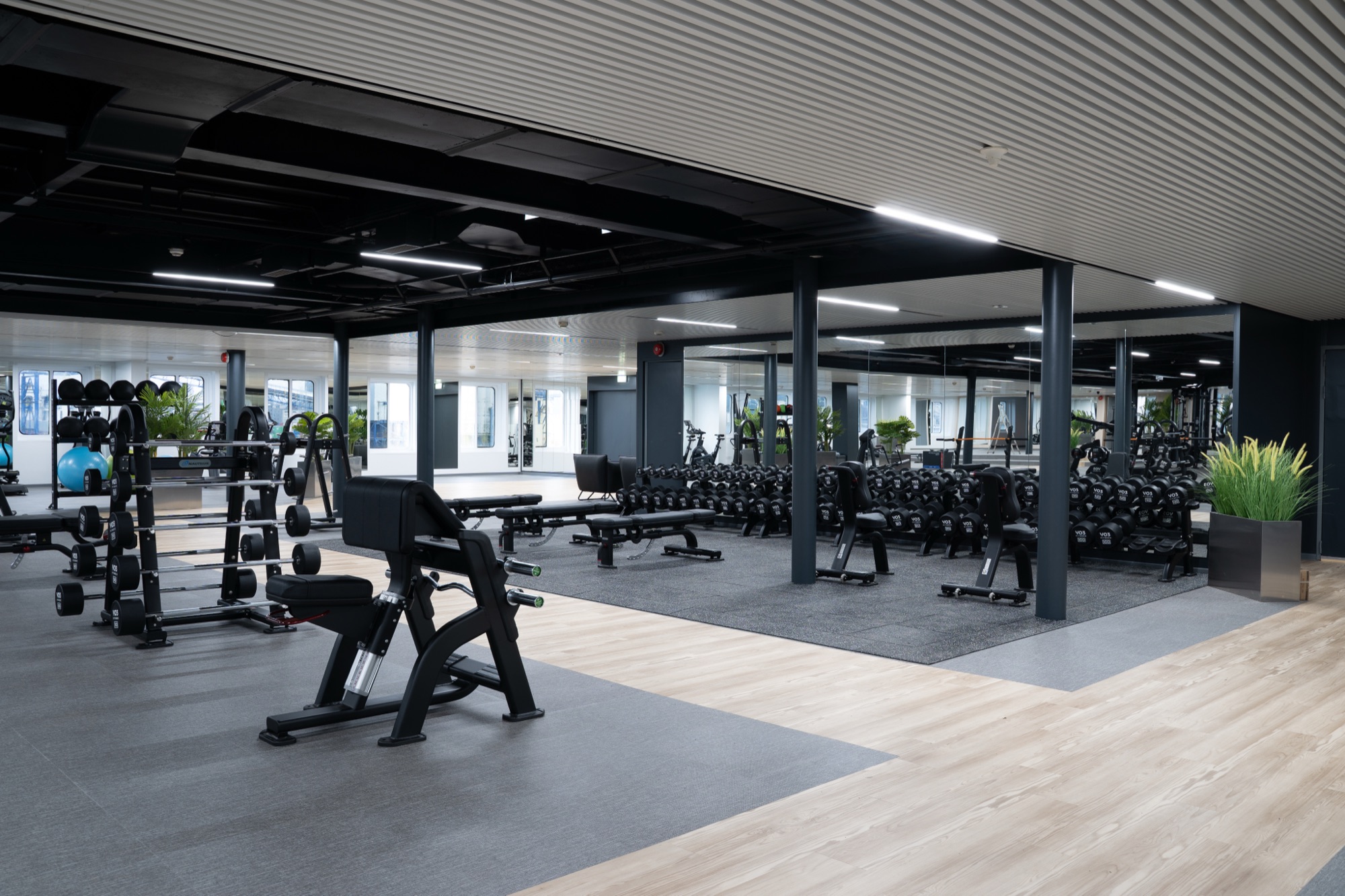 Finished commercial fitness facility outfitted by Fit22