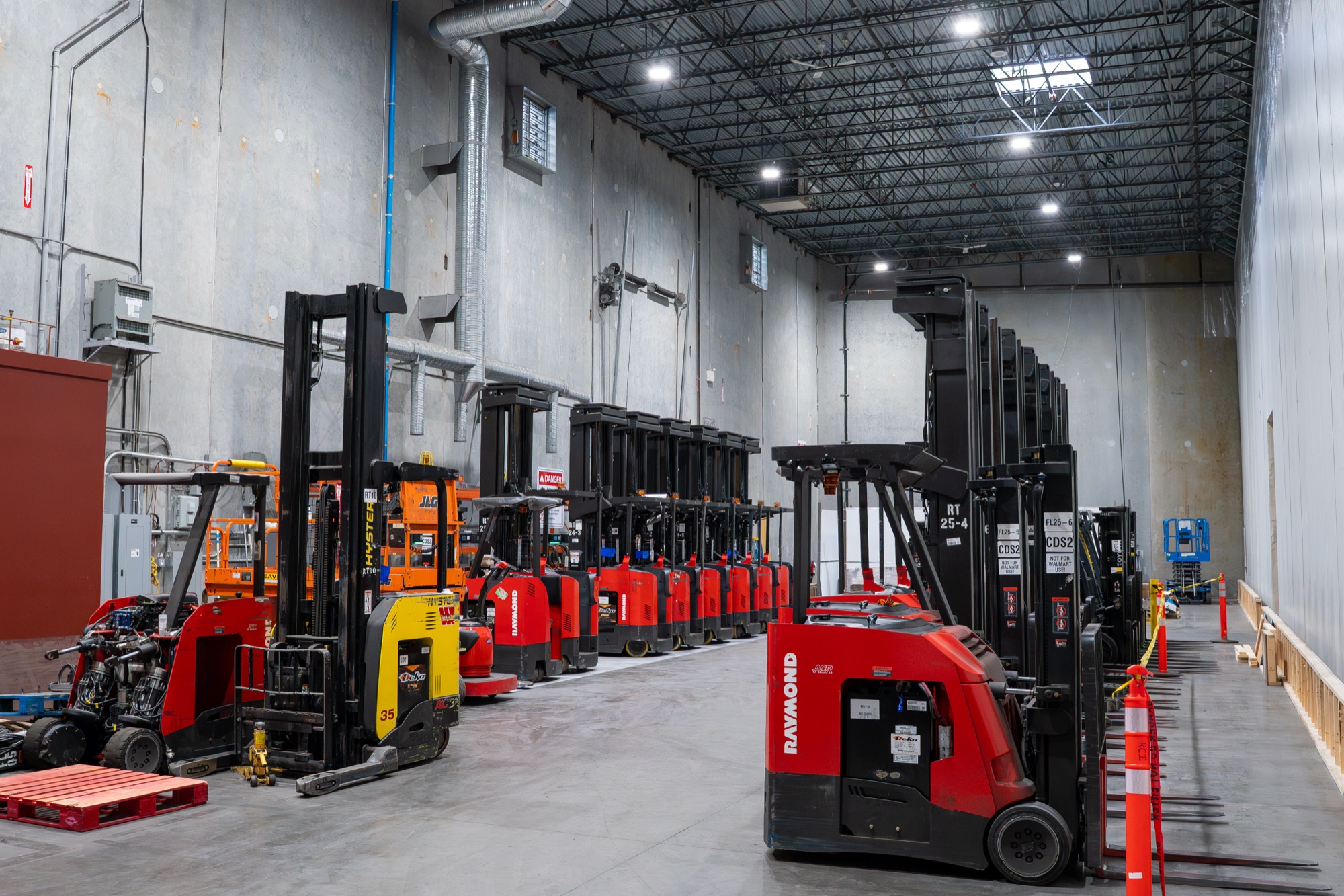 High-bay warehouse racking